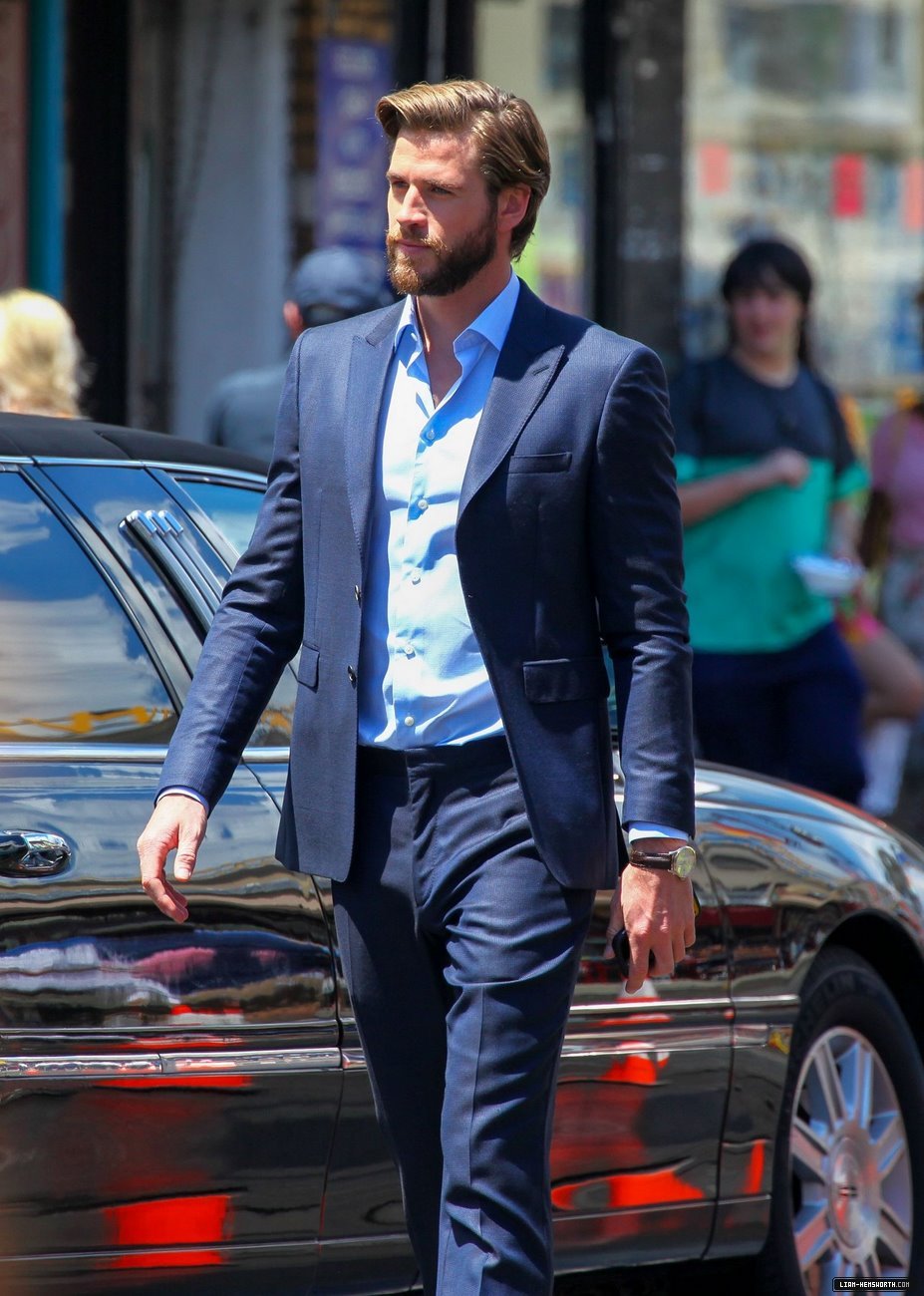 liamhemsworthorg1153.jpg