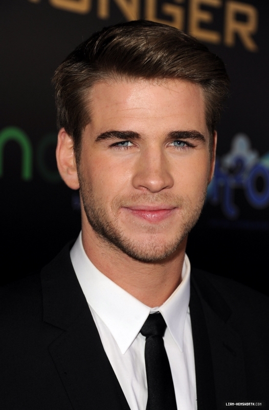 liamhemsworthorg02831.jpg