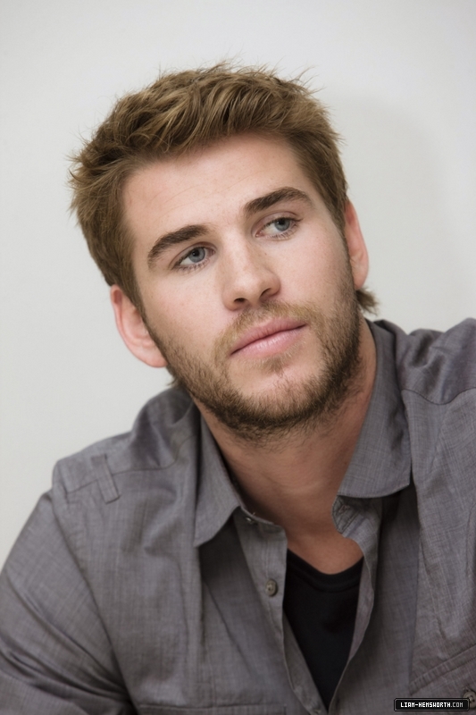 liamhemsworthorg03498.jpg