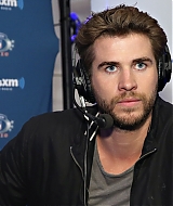 liamhemsworthorg12214.jpg