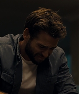 liamhemsworthorg300.jpg